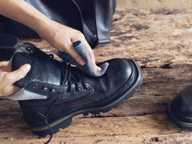 Men’s Boots Polish